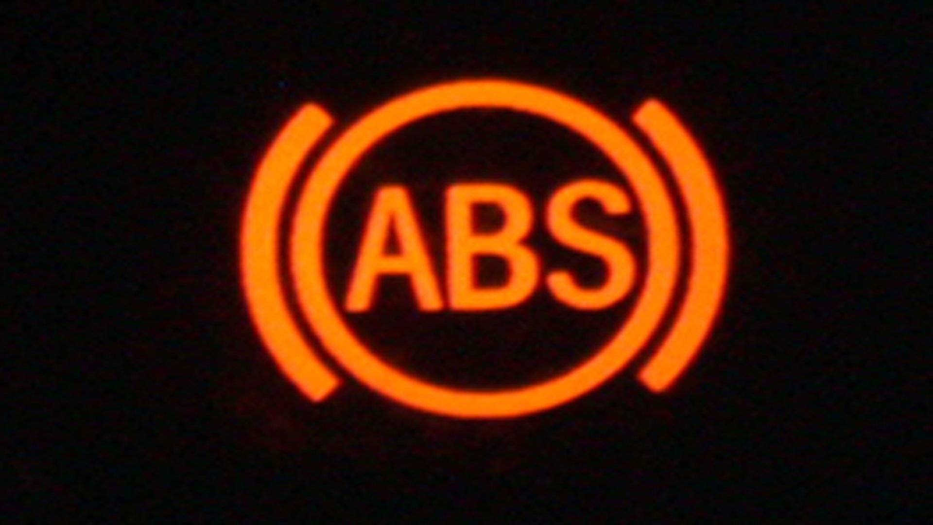 Загорелась лампочка abs:  почему горит абс постоянно или загорается при езде, причины