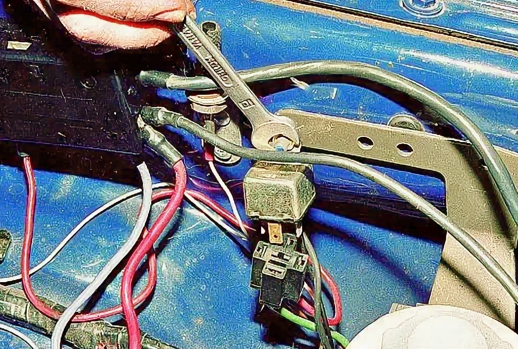 Как правильно поменять радиатор печки на автомобиле газ 3110 волга