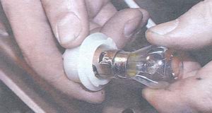 Замена лампы ближнего света lada 2109 (ваз 2109)